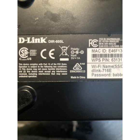 D-Link Wireless N 300 Mbps Home Cloud App-Enabled Broadband Router (DIR-605L) - Picture 6 of 9